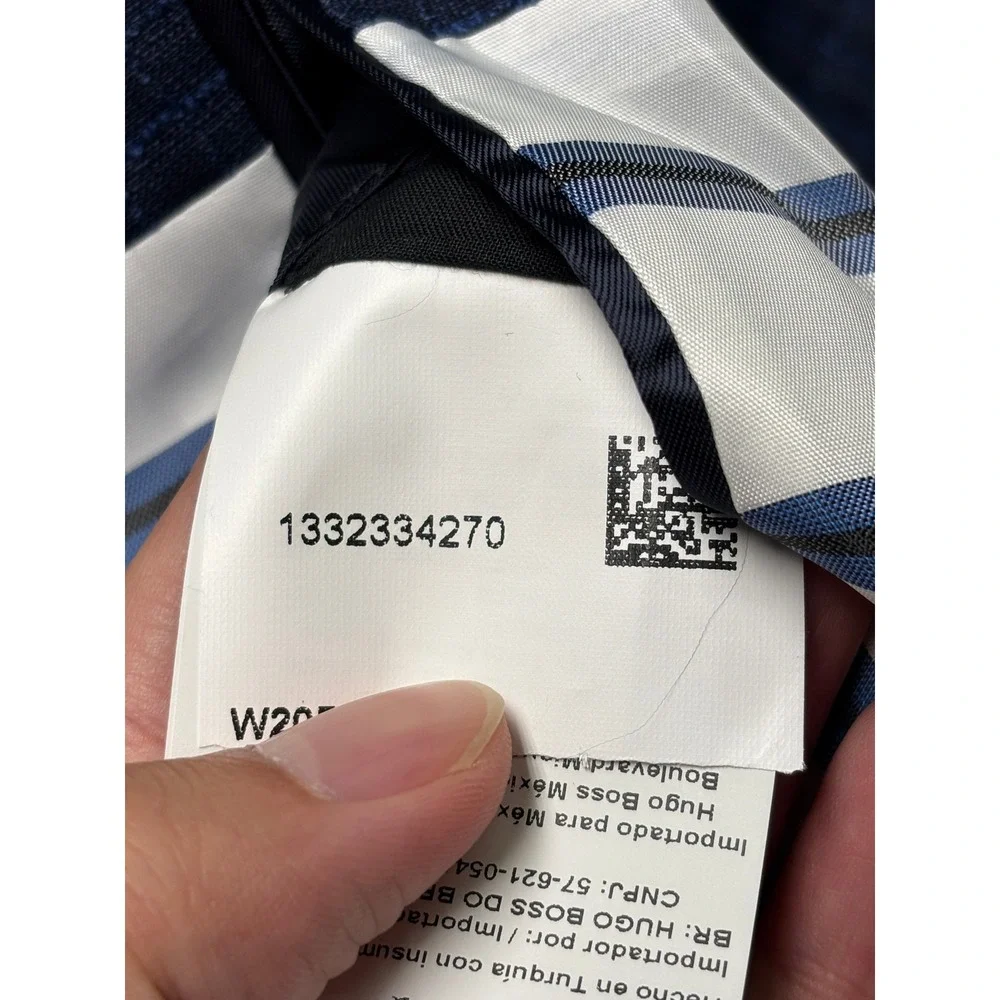 Hugo Boss Blue Checkered Virgin Wool Blazer Sport Coat Mens 40R Lanificio Tesse